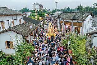 双响助大胜！利物浦官方：努涅斯当选战布拉格斯巴达全场最佳